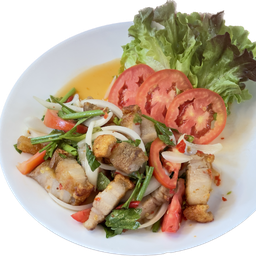 ยำหมูกรอบ