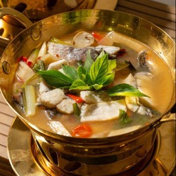 โป๊ะแตกปลากระพง