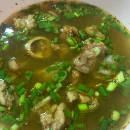 ต้มเครื่องในเนื้อเปื่อย