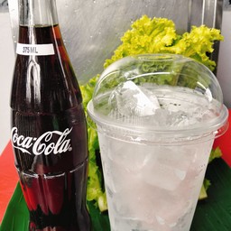 โคคาโคล่า