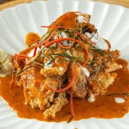 ฉู่ฉี่ปลากระพง