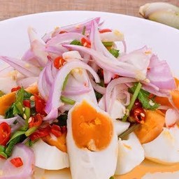 ยำไข่เค็ม