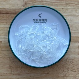 เส้นแก้ว