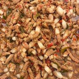 หมูสามชั้นผัดกะปิ