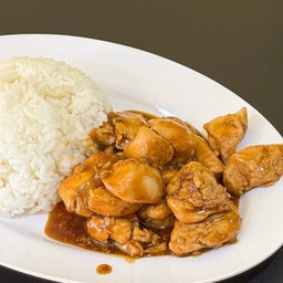 อกไก่นุ่มผัดกระเทียม