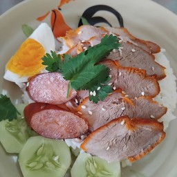 ข้าวหมูแดง