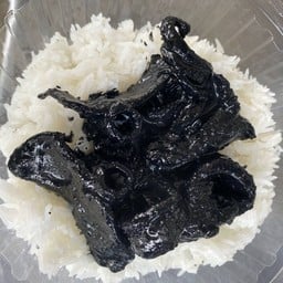 หมึกผัดน้ำดำ