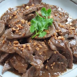 ข้าวตับผัดกระเทียม