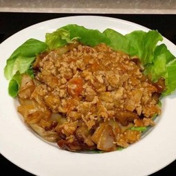 ก๋วยเตี๋ยวผัดเนื้อสับ