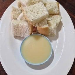 ขนมปังนมข้น