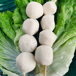 ลูกชิ้นหมูย่าง