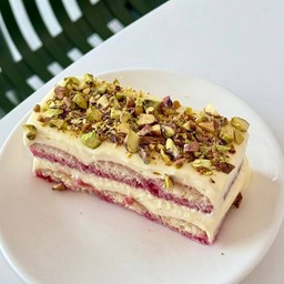 Pistachio Raspberry tiramisu