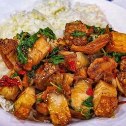 ข้าวกะเพราหมูกรอบ
