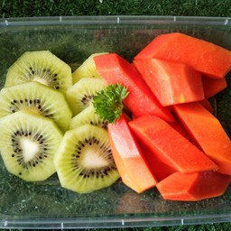 ร้านสถานีผลไม้@เขากลาย ผลไม้ปอกพร้อมทาน