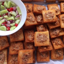 ร้านขนมปังหน้าหมู สาขา1
