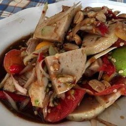 ยำหมูยอ