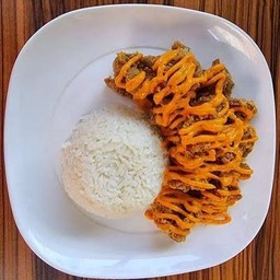 ข้าวไก่ทอดซอสชีส