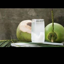น้ำมะพร้าวสด ใส่แก้ว (ไม่ใส่น้ำแข็ง)