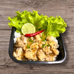 ข้่าวไก่ซอสน้ำผึ้งมะนาว