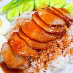 ข้าวหมูแดง2ชุดทานได้2คน