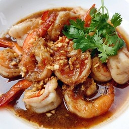 ข้าวกุ้งกระเทียม