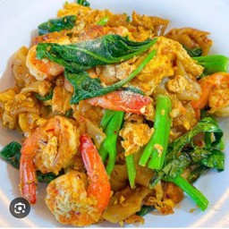 ผัดซีอิ้วเส้นใหญ่กุ้ง