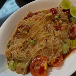 ยำเส้นเล็กรวมมิตร