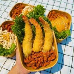 เส้นหมี่กุ้งทอด