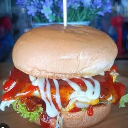 เบอร์เกอร์เนื้อ