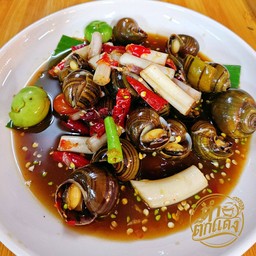 ตำเหลาหอยโข่งปลาร้า(เล็กใหญ่ตามฤดูกาลนะคร้า)