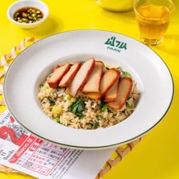 ข้าวผัดคะน้าหมูแดงเจ