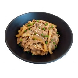 [อร่อยซ่ากับโค้ก] ข้าวหน้าเนื้อสไลด์ +  โค้ก ออริจินัล (กระป๋อง)