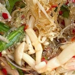 ยำเห็ดเส้นแก้ว