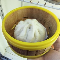 ซาลาเปาหมูสับทับหลี