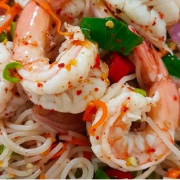 ยำขนมจีนกุ้งสด ปลาร้าแซ่บ