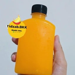 น้ำส้มคั้นสด