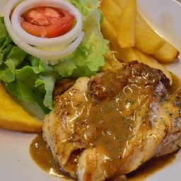 สเต็กไก่ซอสพริกไทยดำ