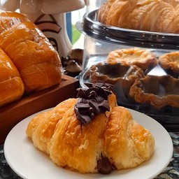 Nutella croissant