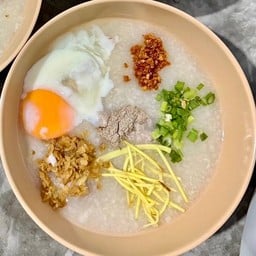 โจ๊กหมูก้อน