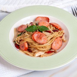 สปาเก็ตตี้ไส้กรอกผัดพริกแห้งEz