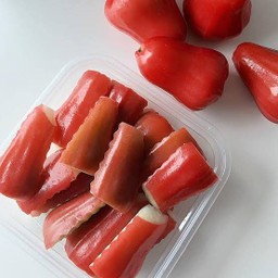 ชมพู หั่น