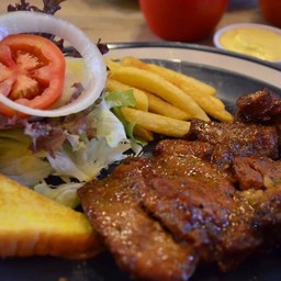 สเต็กหมูพริกไทยดำ