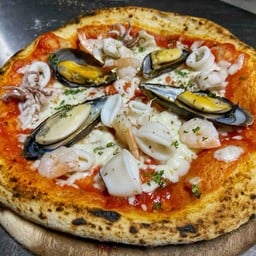 พิซซ่ารวมชีฟุ้ด