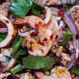 ข้าว+ลาบทะเล