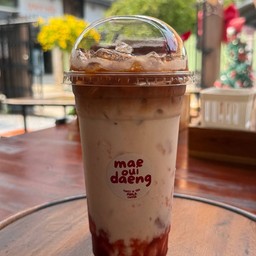 ชาไทยนมสดสตรอวเบอร์รี