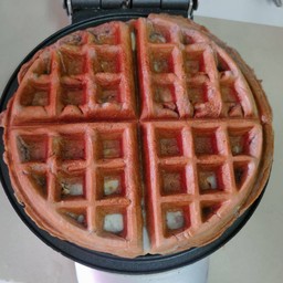 บ้าบิ่นข้าวเหนียวดำมะพร้าวอ่อนอบเตาวาฟเฟิล