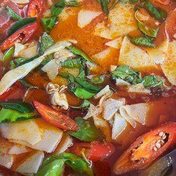แกงไก่หน่อไม้ดอง