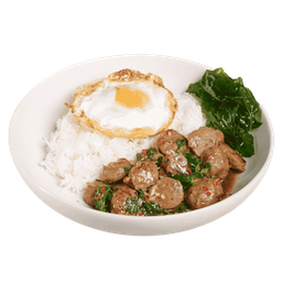 ข้าวกะเพราลูกชิ้นเนื้อ
