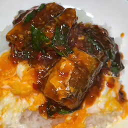 ปลากนลระป่อง โรซ่า  2กป. ผัดกับเครื่องกะเพรา 15