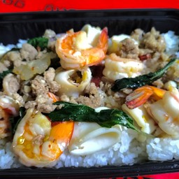 ข้าวกระเพรารวม